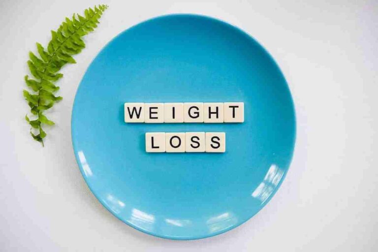 4 Common Roadblocks to Weight Loss (And How to Overcome Them)